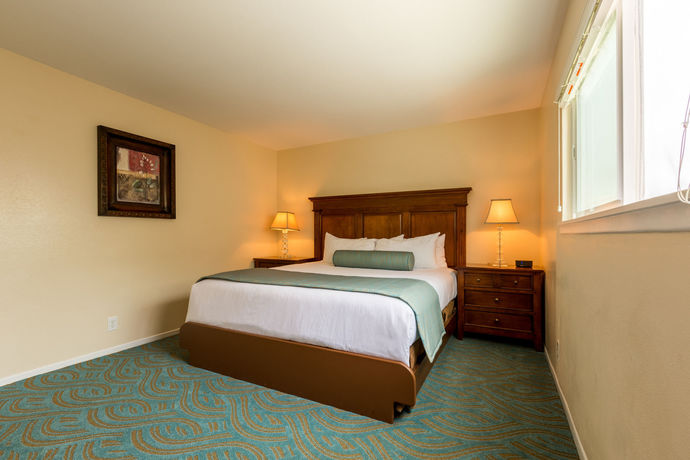 Imagen de la habitación del Hotel Channel Island Shores. Foto 4