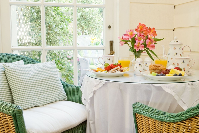 Imagen del bar/restaurante del Hotel Channel Road Inn, A Four Sisters Inn. Foto 5