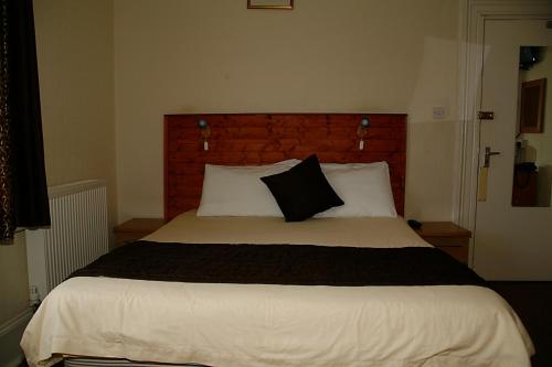 Imagen de la habitación del Hotel Channel View. Foto 5