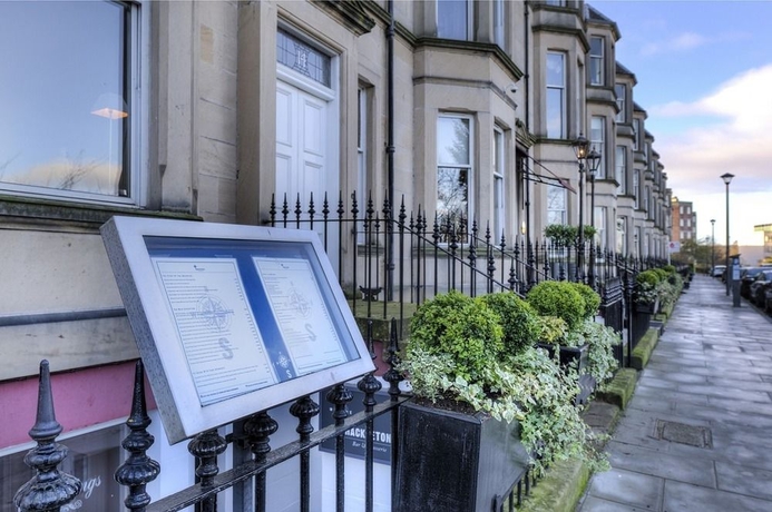 Imagen del bar/restaurante del Hotel Channings Hotel. Foto 3