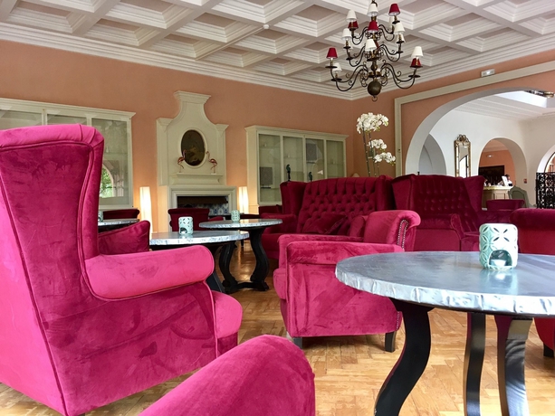 Imagen del bar/restaurante del Hotel Chantaco Golf and Wellness. Foto 8