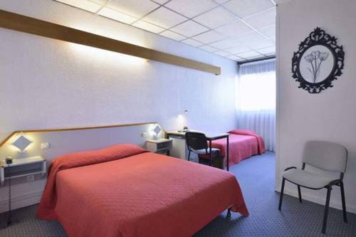 Imagen de la habitación del Hotel Chantafred. Foto 5