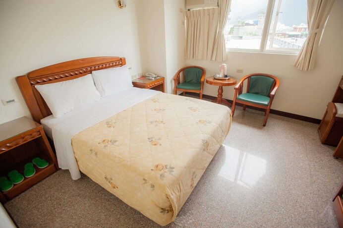 Imagen de la habitación del Hotel Chantai. Foto 28