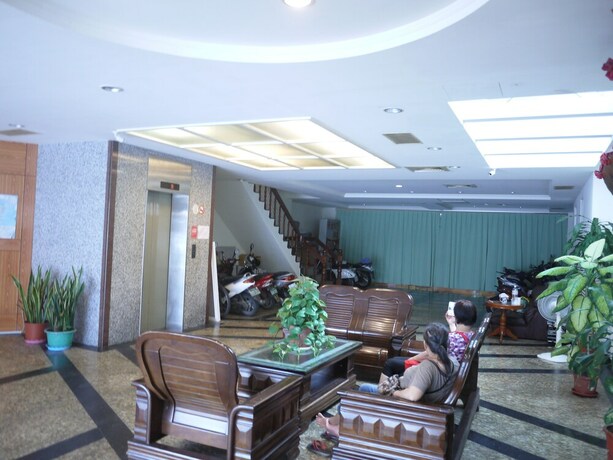 Imagen de los interiores del Hotel Chantai. Foto 36