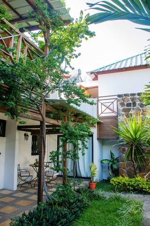 Imagen de la habitación del Hotel Chantauvent Guesthouse. Foto 7