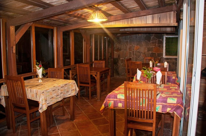 Imagen del bar/restaurante del Hotel Chantauvent Guesthouse. Foto 5