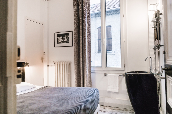 Imagen de la habitación del Hotel Chanteclair. Foto 16