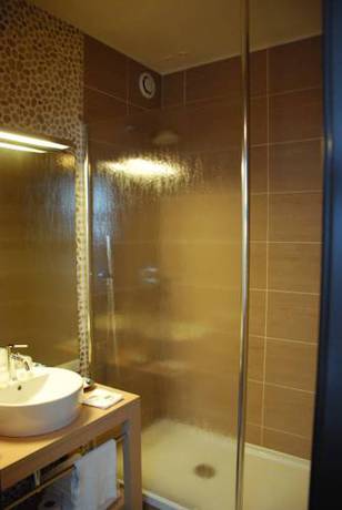 Imagen de la habitación del Hotel Chantereyne. Foto 5