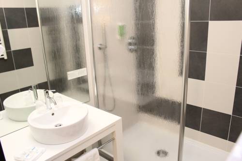 Imagen de la habitación del Hotel Chantereyne. Foto 7