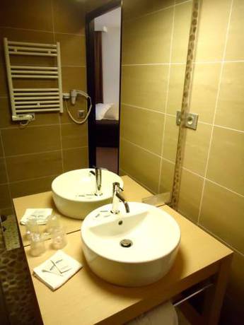 Imagen de la habitación del Hotel Chantereyne. Foto 16