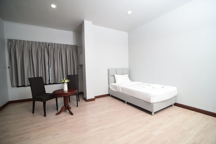 Imagen de la habitación del Hotel Chanthaburi Center. Foto 9