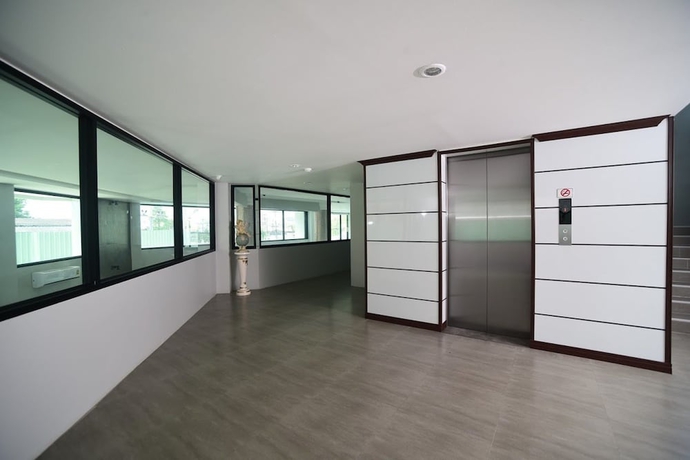 Imagen de los interiores del Hotel Chanthaburi Center. Foto 19