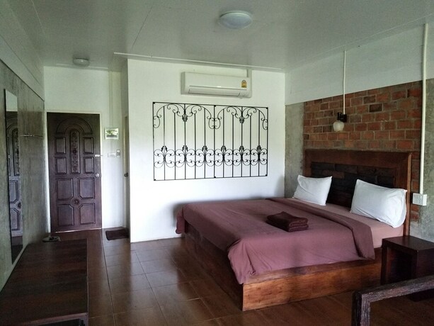 Imagen de la habitación del Hotel Chanthaburi Garden. Foto 27