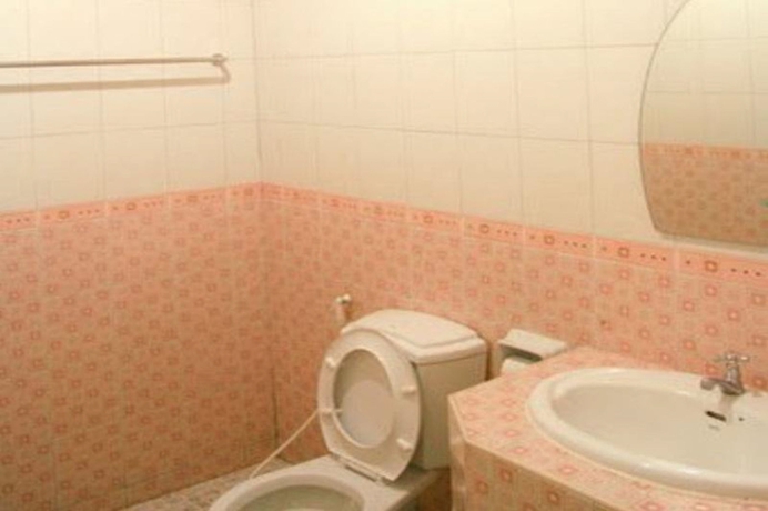 Imagen de la habitación del Hotel Chanthanee. Foto 3