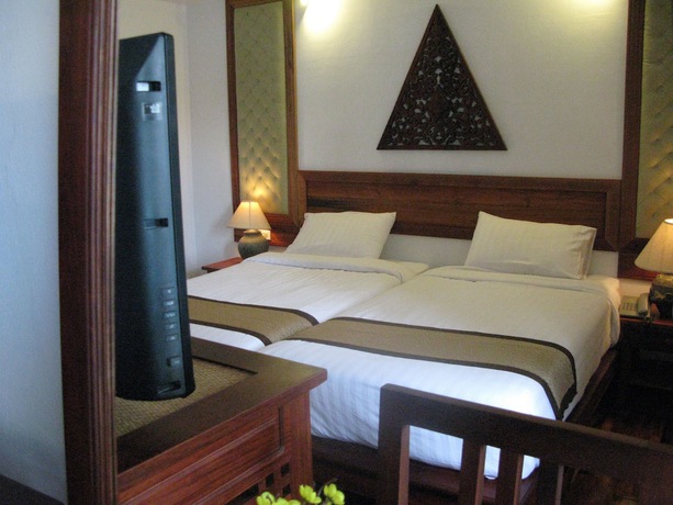 Imagen de la habitación del Hotel Chanthapanya. Foto 17