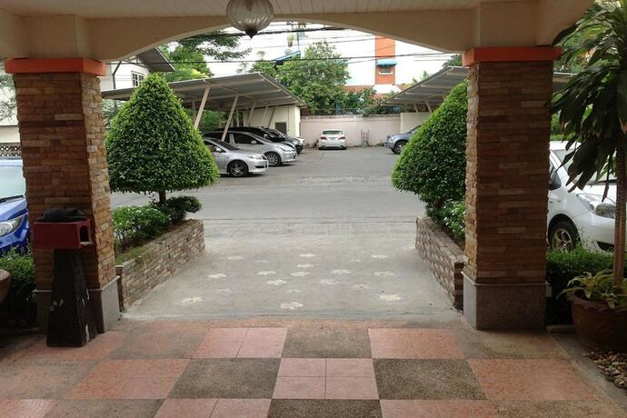 Imagen general del Hotel Chantra Mansion. Foto 10
