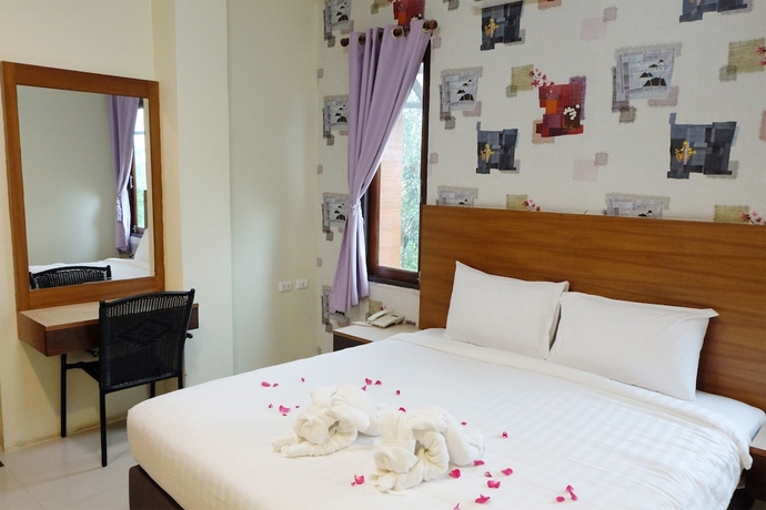 Imagen de la habitación del Hotel Chaophaya Thara Riverside. Foto 7