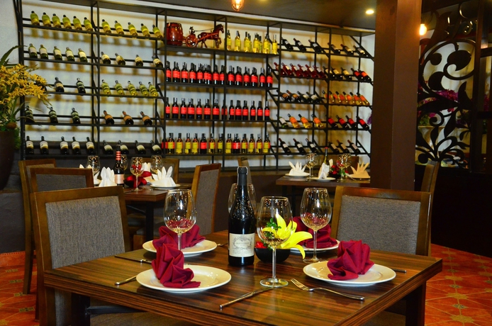 Imagen del bar/restaurante del Hotel Chapa Dew Boutique. Foto 7