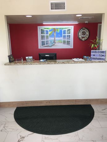 Imagen de los interiores del Hotel Chaparral Motel. Foto 9