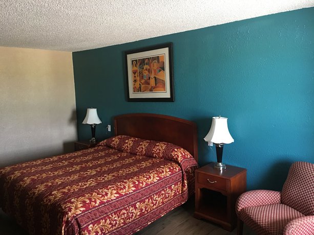 Imagen de los interiores del Hotel Chaparral Motel. Foto 15