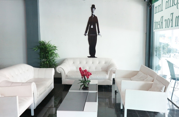 Imagen de los interiores del Hotel Chaplin Inn. Foto 19