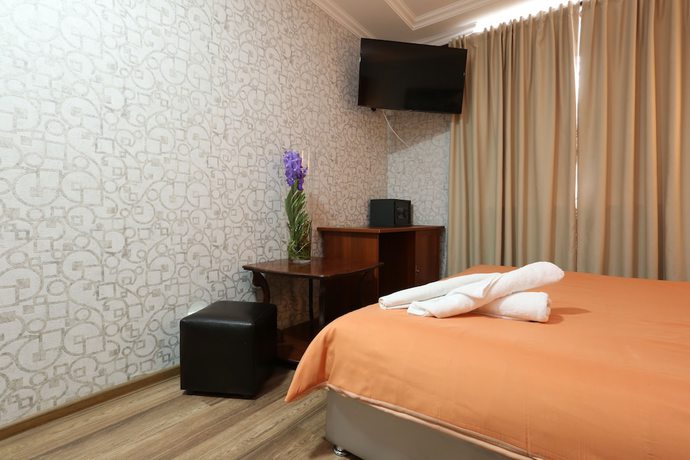 Imagen de la habitación del Hotel Char. Foto 18
