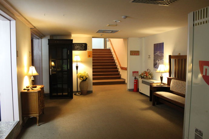 Imagen de la piscina del Hotel Charade Inn Shiga. Foto 16