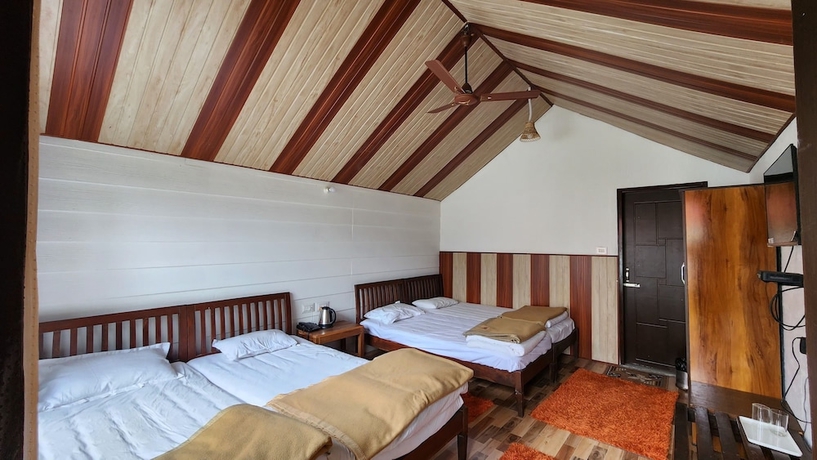 Imagen de los interiores del Hotel Chardham Resort Guptakashi. Foto 15
