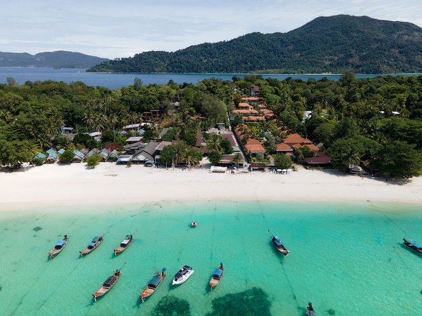 Imagen general del Hotel Chareena Beachside. Foto 4