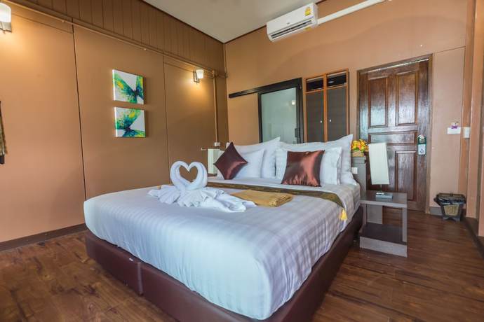 Imagen de la habitación del Hotel Chareena Hill Beach Resort. Foto 15