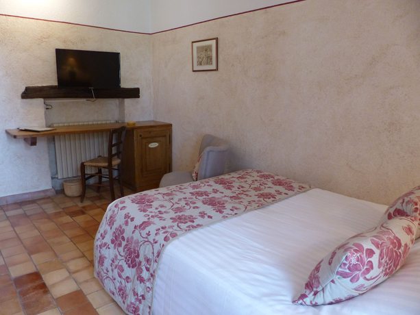 Imagen de la habitación del Hotel Charembeau. Foto 3