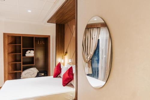 Imagen general del Hotel Charf. Foto 1