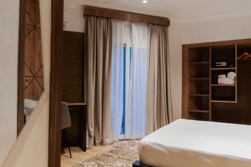 Imagen general del Hotel Charf. Foto 7