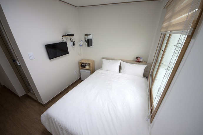 Imagen de la habitación del Hotel Charim Guesthouse. Foto 5