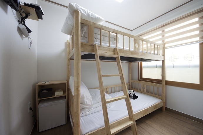 Imagen de la habitación del Hotel Charim Guesthouse. Foto 13