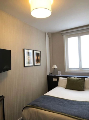 Imagen de la habitación del Hotel Charing Cross, Arco del Triunfo-El&iacute;seo. Foto 5