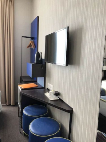 Imagen de la habitación del Hotel Charing Cross, Arco del Triunfo-El&iacute;seo. Foto 12