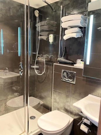 Imagen de la habitación del Hotel Charing Cross. Foto 15