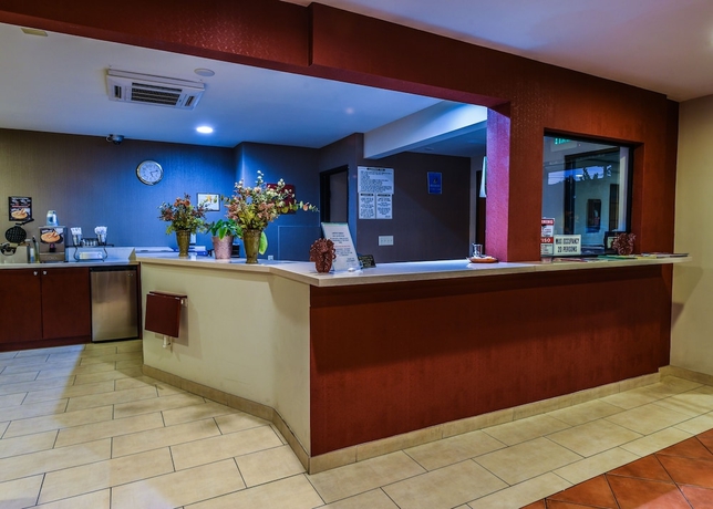 Imagen de los interiores del Hotel Chariot Inn Glendale - Pasadena. Foto 16