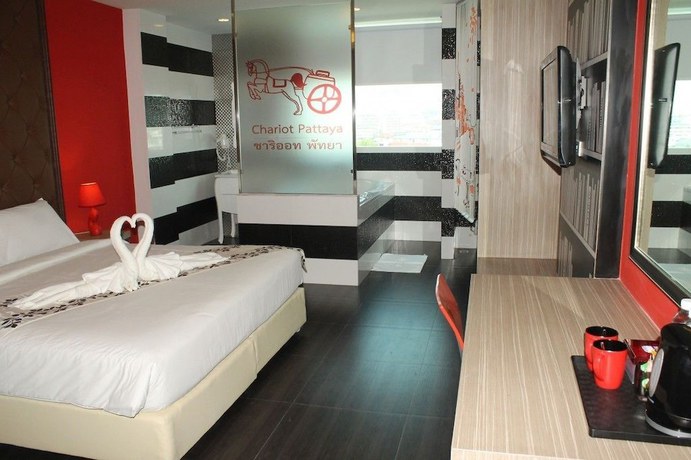 Imagen de la habitación del Hotel Chariot Pattaya Residence. Foto 4