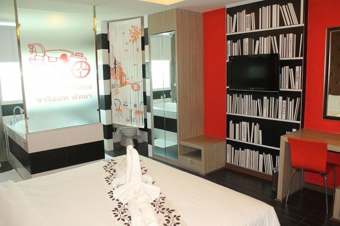 Imagen de la habitación del Hotel Chariot Pattaya Residence. Foto 5