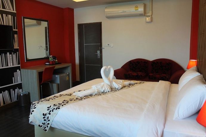 Imagen de la habitación del Hotel Chariot Pattaya Residence. Foto 8