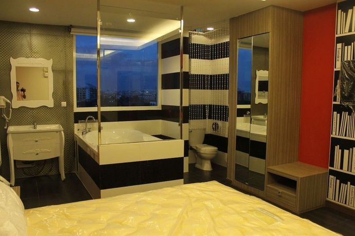 Imagen de la habitación del Hotel Chariot Pattaya Residence. Foto 13