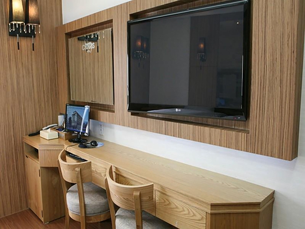 Imagen de la habitación del Hotel Charis. Foto 9