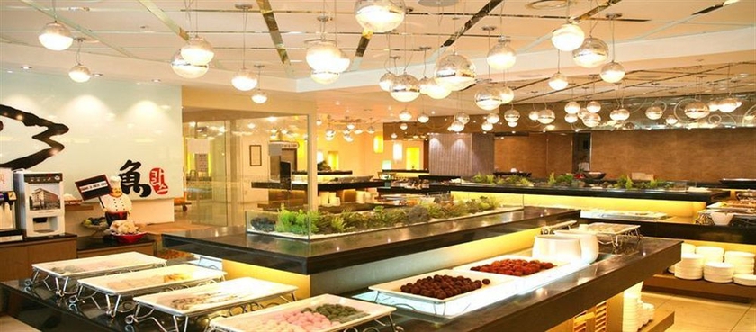 Imagen del bar/restaurante del Hotel Charis. Foto 3