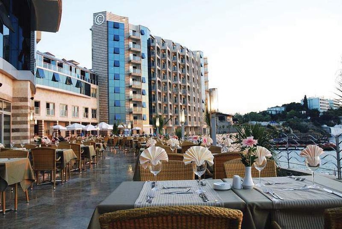 Imagen general del Hotel Charisma De Luxe. Foto 9