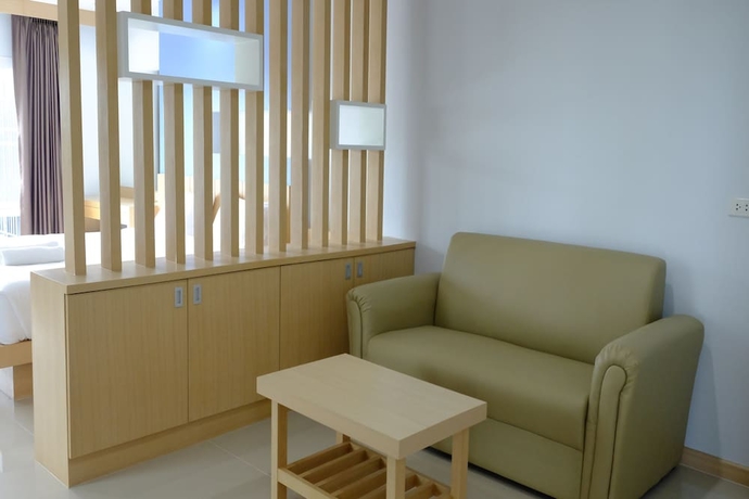 Imagen de la habitación del Hotel Charisma Residence. Foto 11