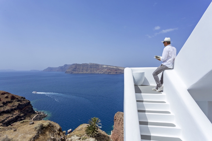 Imagen general del Hotel Charisma Suites. Foto 2