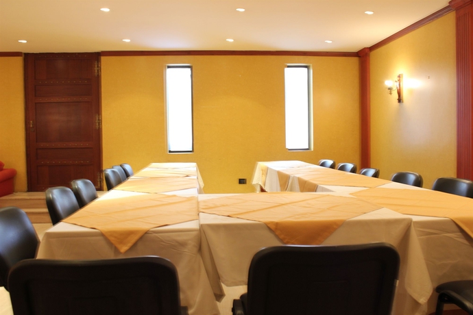 Imagen de los interiores del Hotel Charles, Beirut. Foto 6