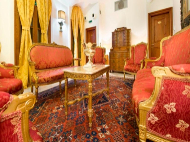 Imagen general del Hotel Charles Bridge Palace. Foto 10